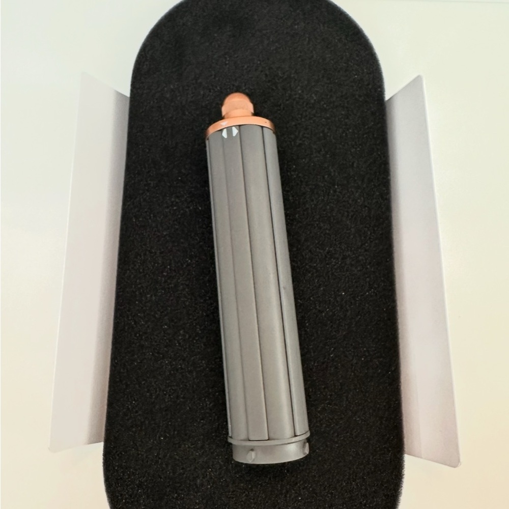 Dyson Airwrap 1.6 inch long barrel